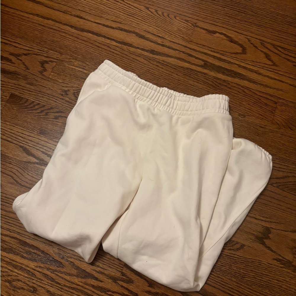 Lou & Grey Kids Cream Sweatpants